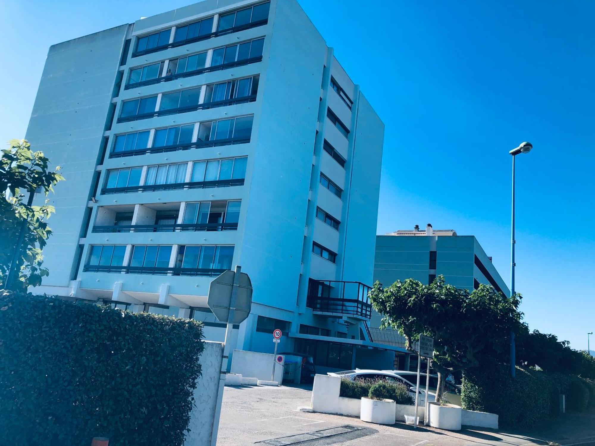 Sur La Plage, Vue Sur Mer, Spacieux T3 Au Calme Saint-Cyprien  Esterno foto